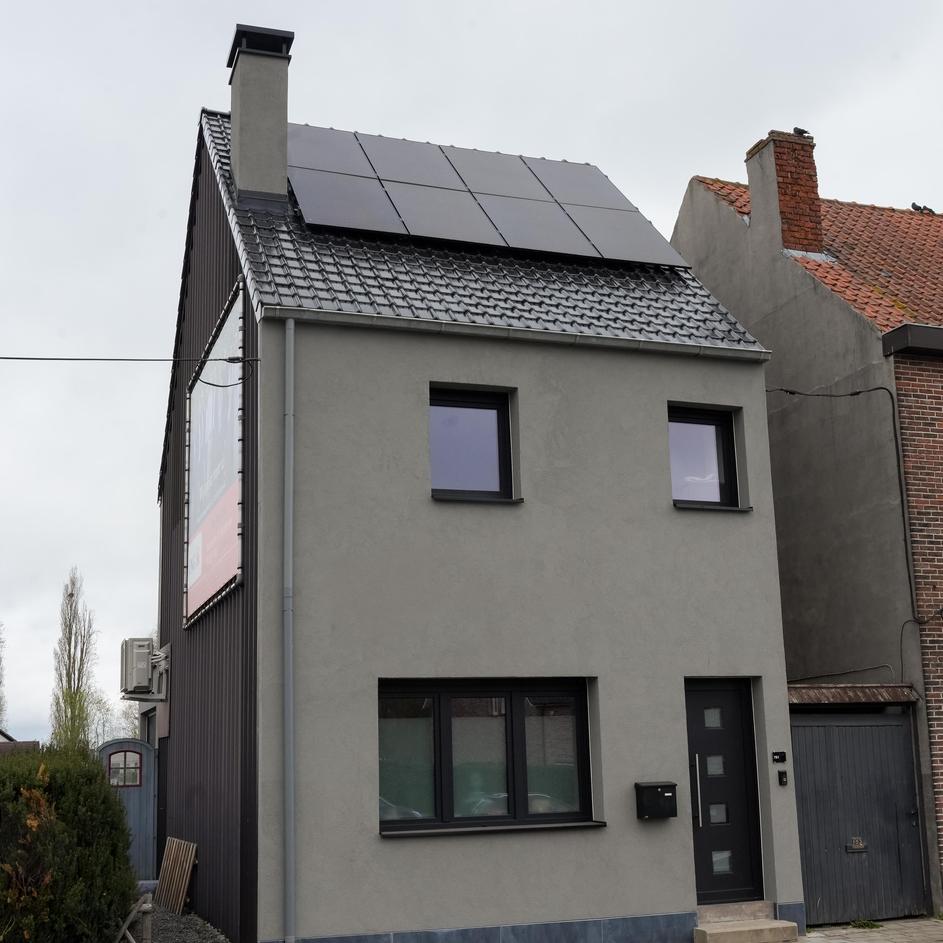 Gevel- en dakrenovatie in Destelbergen