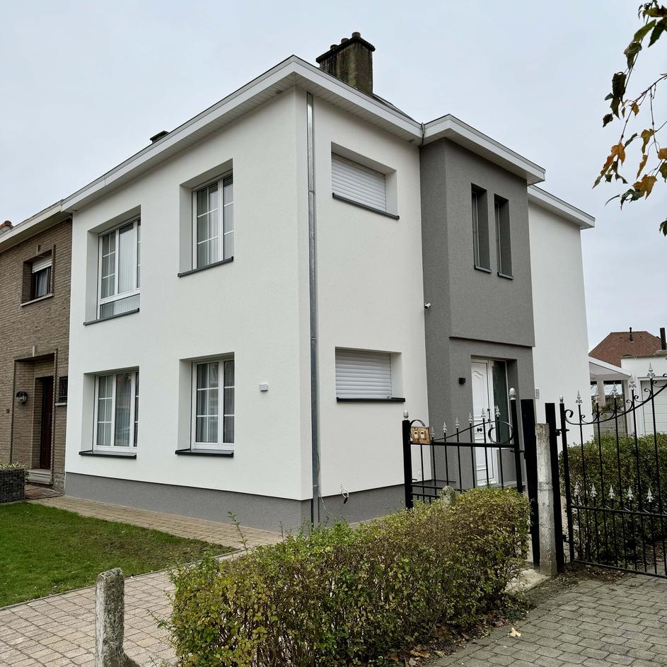 Façade après rénovation - Quel résultat!