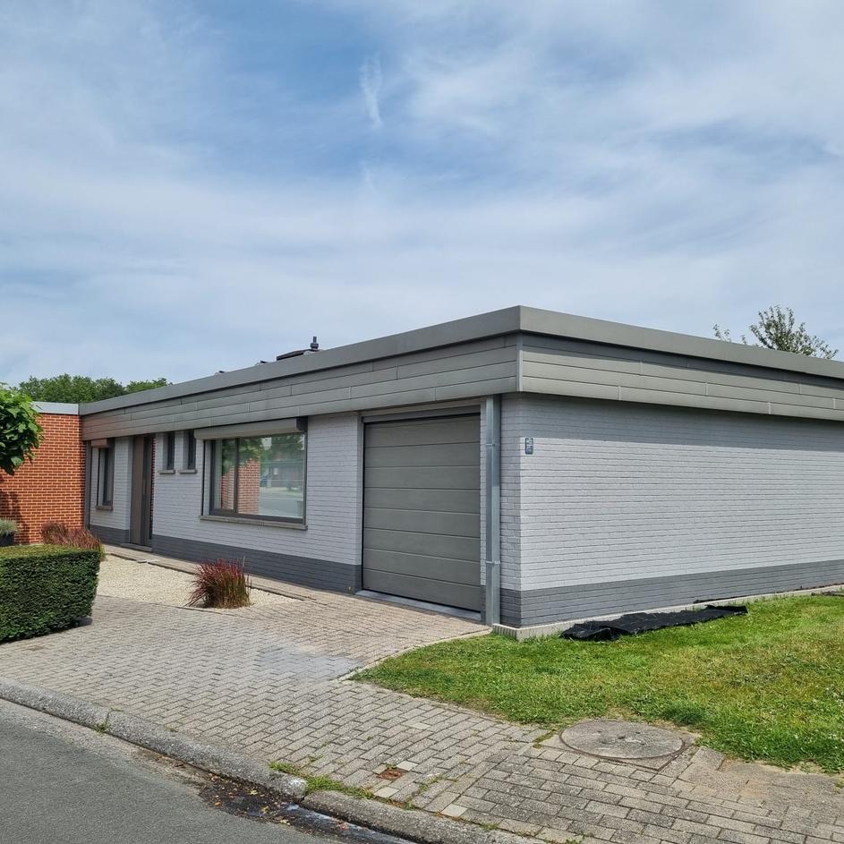 Façade après rénovation - AVANT ET APRÈS