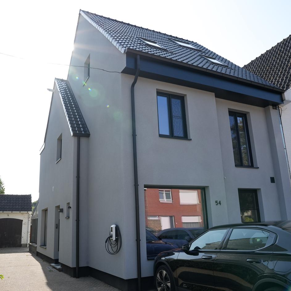 Gevel na renovatie - Een resultaat om U tegen te zeggen!