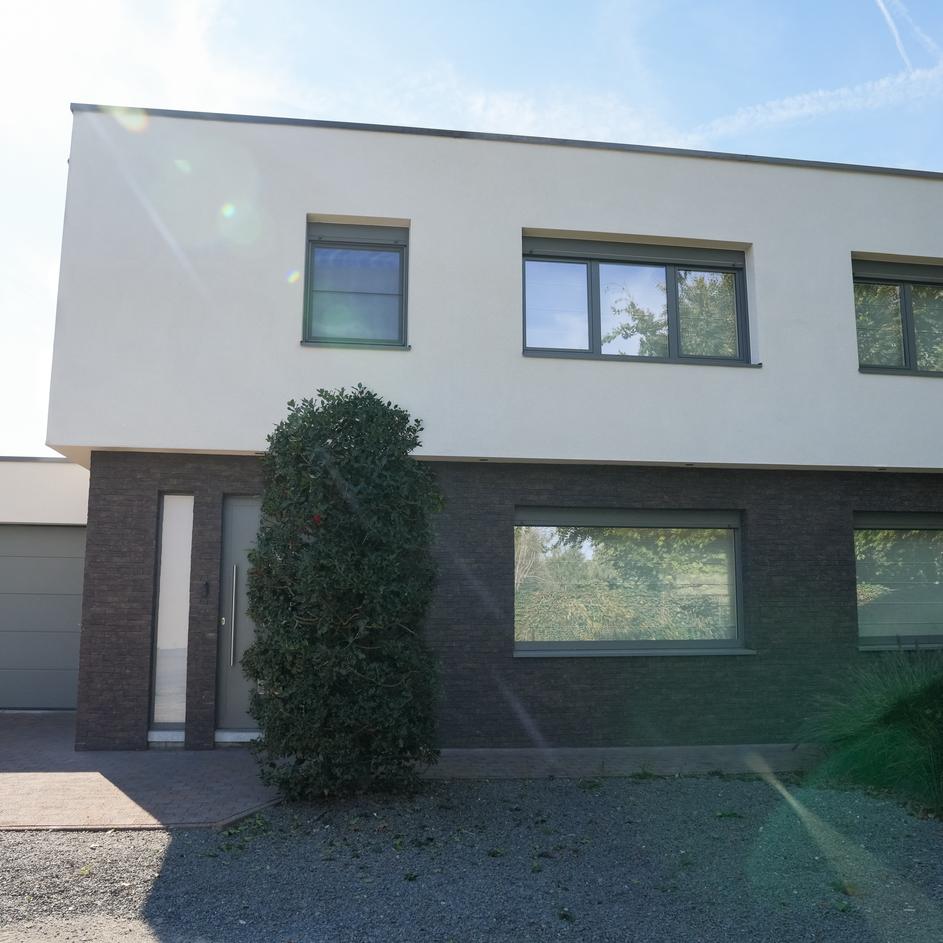 Gevel na renovatie - Klasse woning!