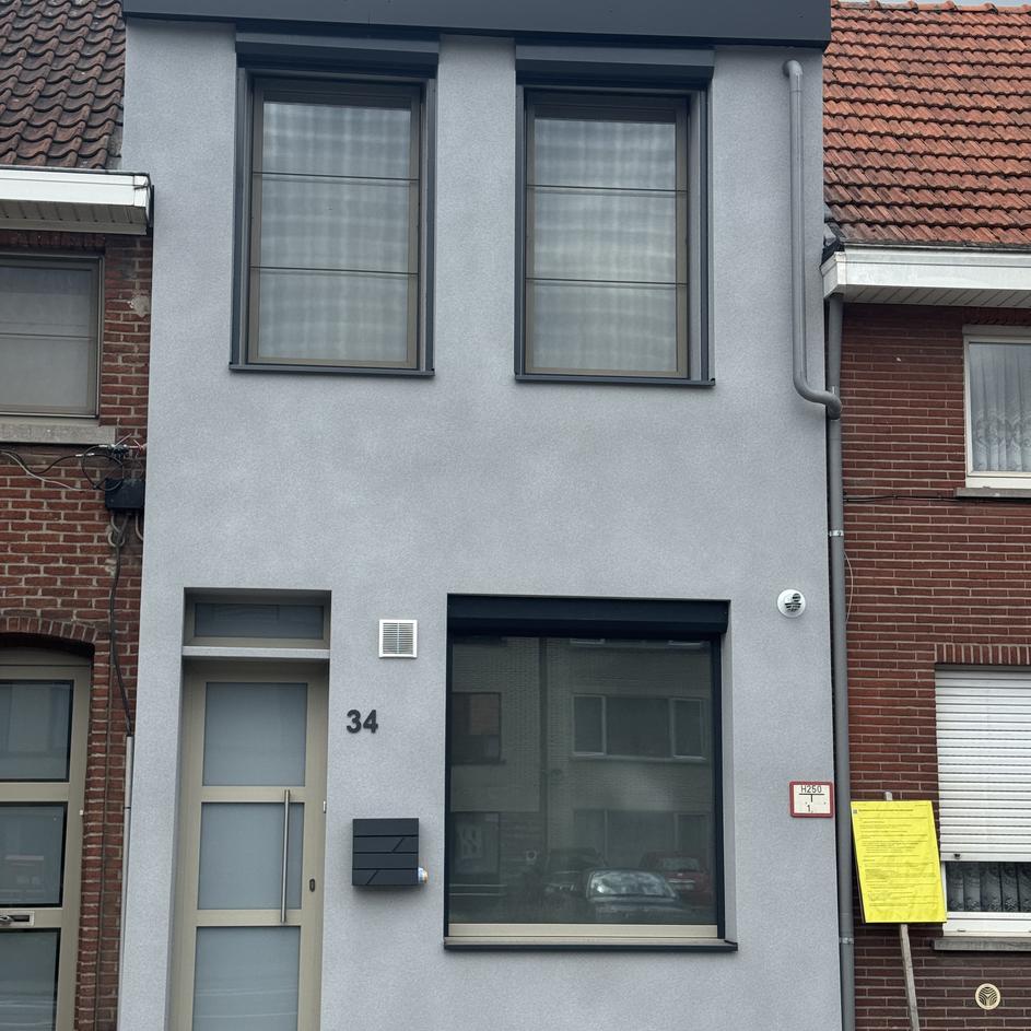 Façade après rénovation - Quel changement!