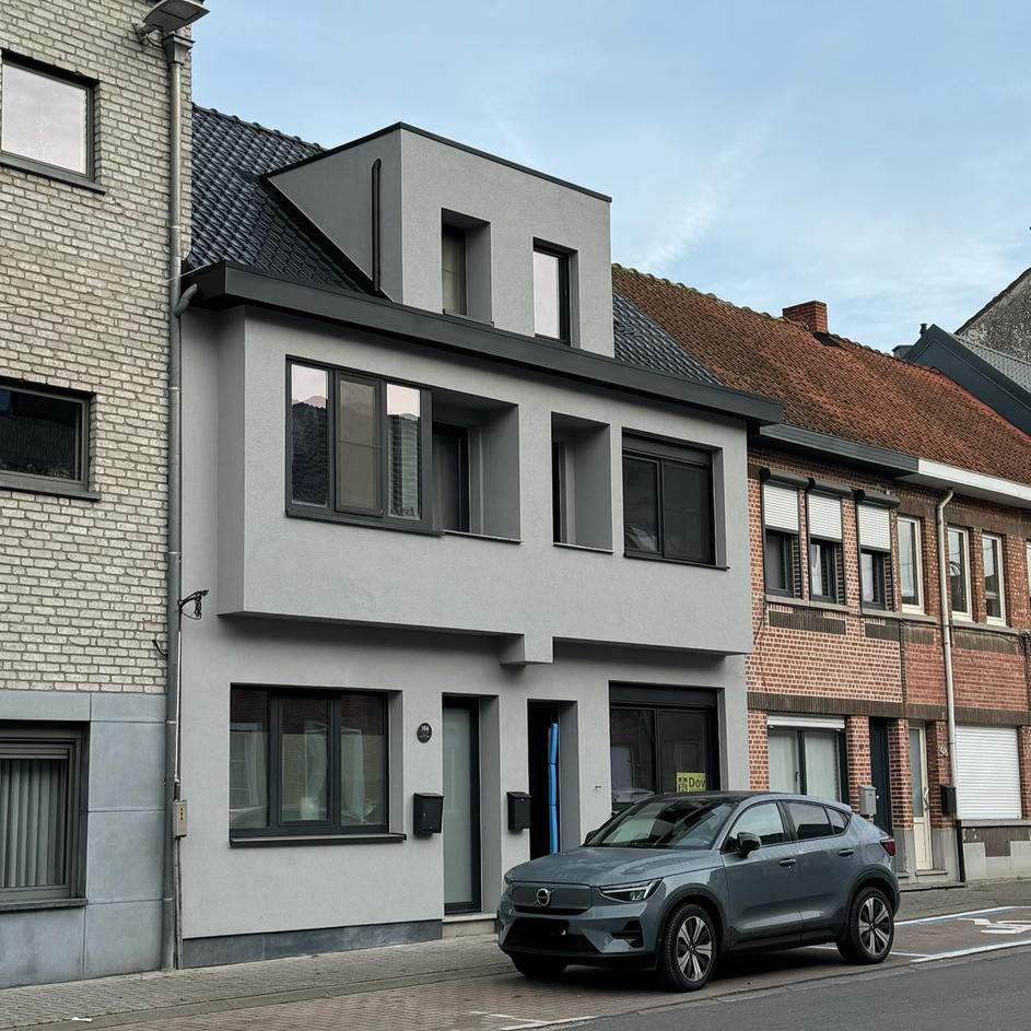 Façade après rénovation - Quel résultat!