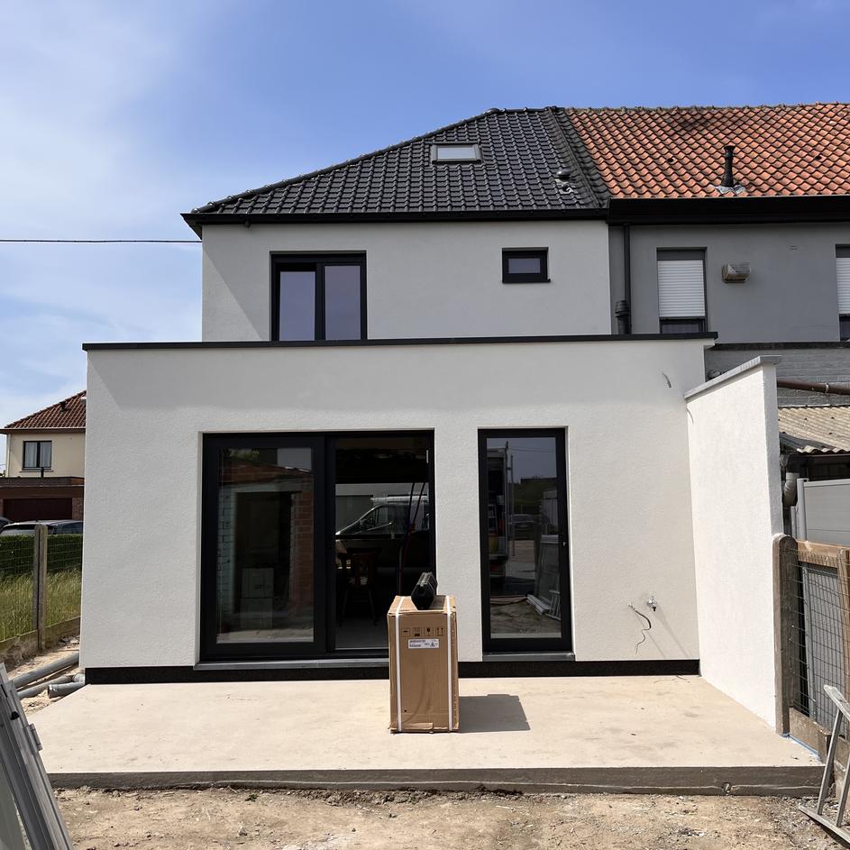 Façade après rénovation - Quel résultat!