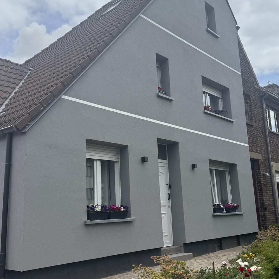 Façade après rénovation - Quelle transformation!