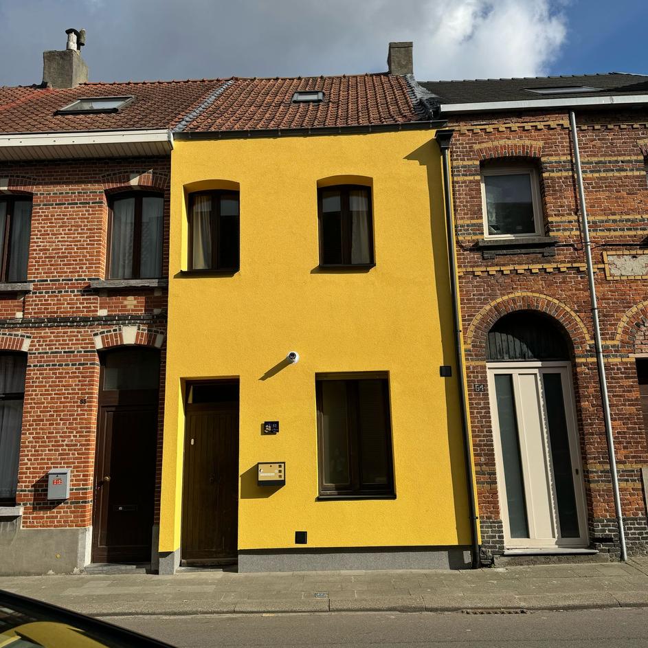 Façade après rénovation - Magnifique maison!