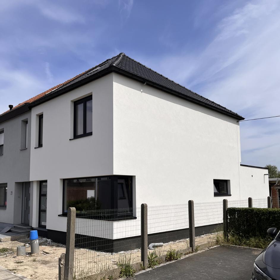 Resultaat gevelrenovatie met crepi