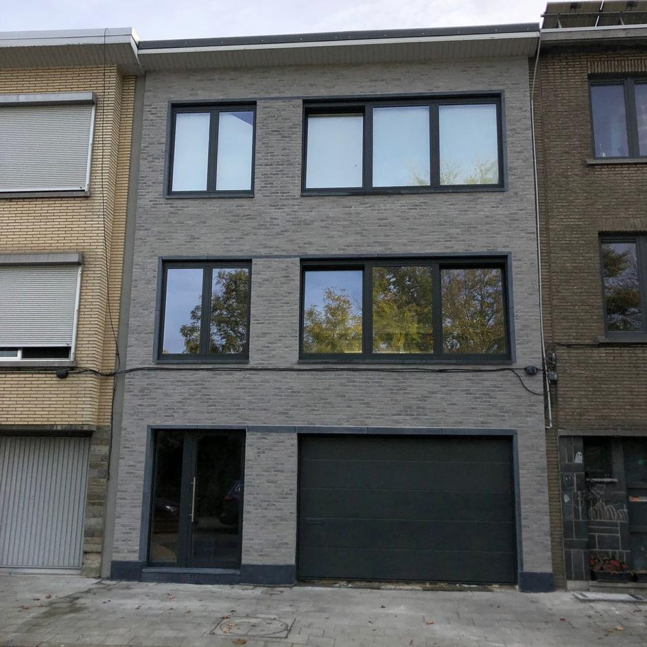 Façade après rénovation - Quel résultat!