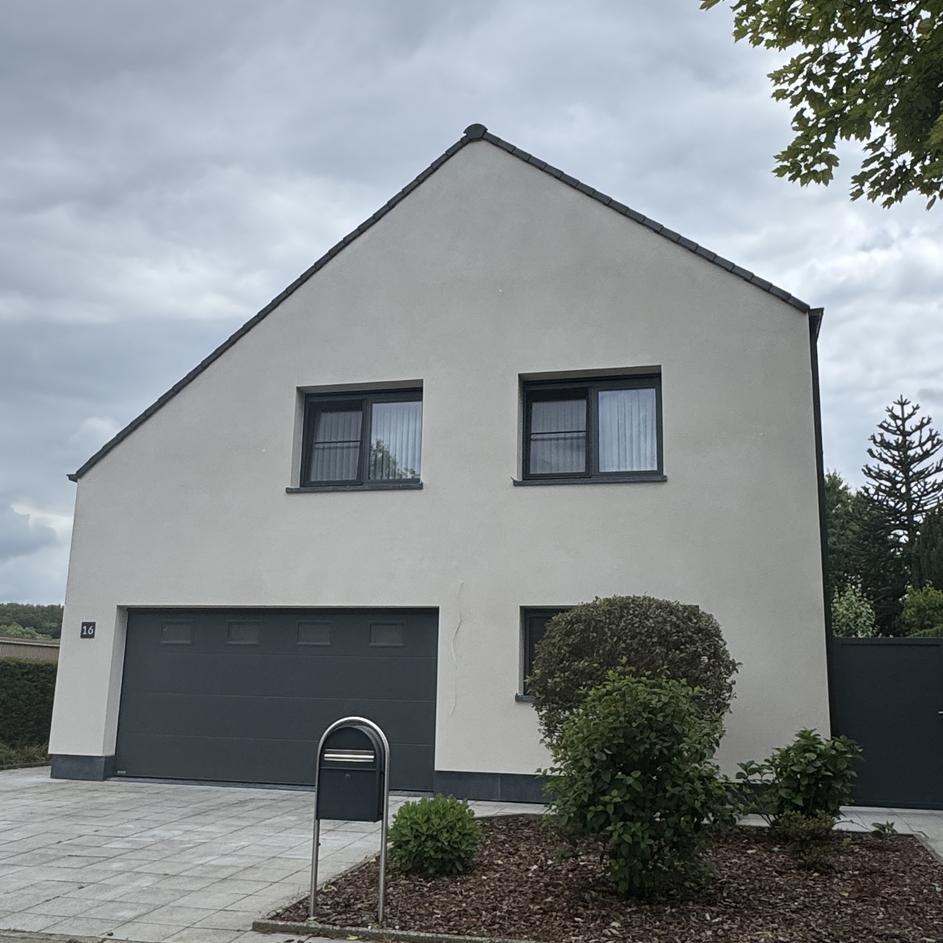 Façade après rénovation - Très beau résultat!