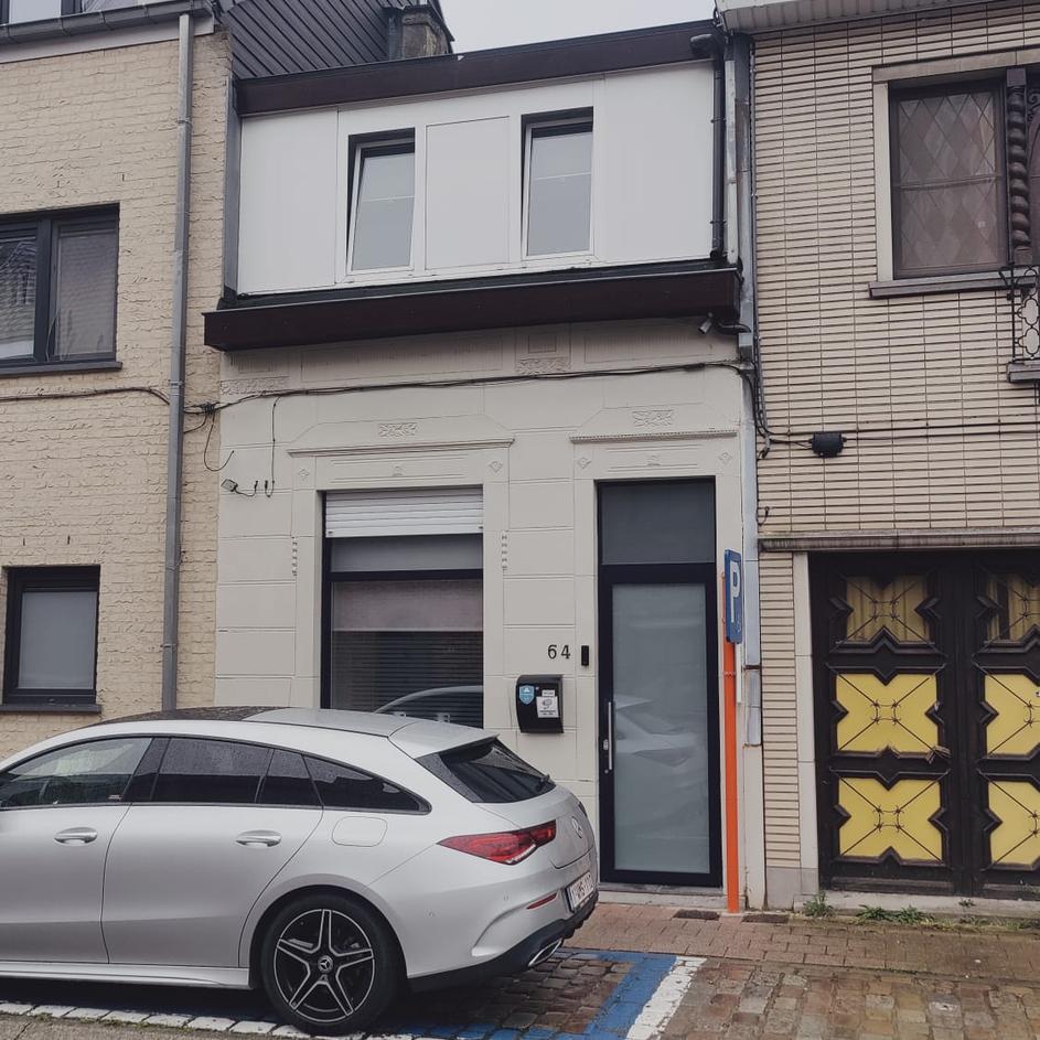 Façade après rénovation - Nouveau look!