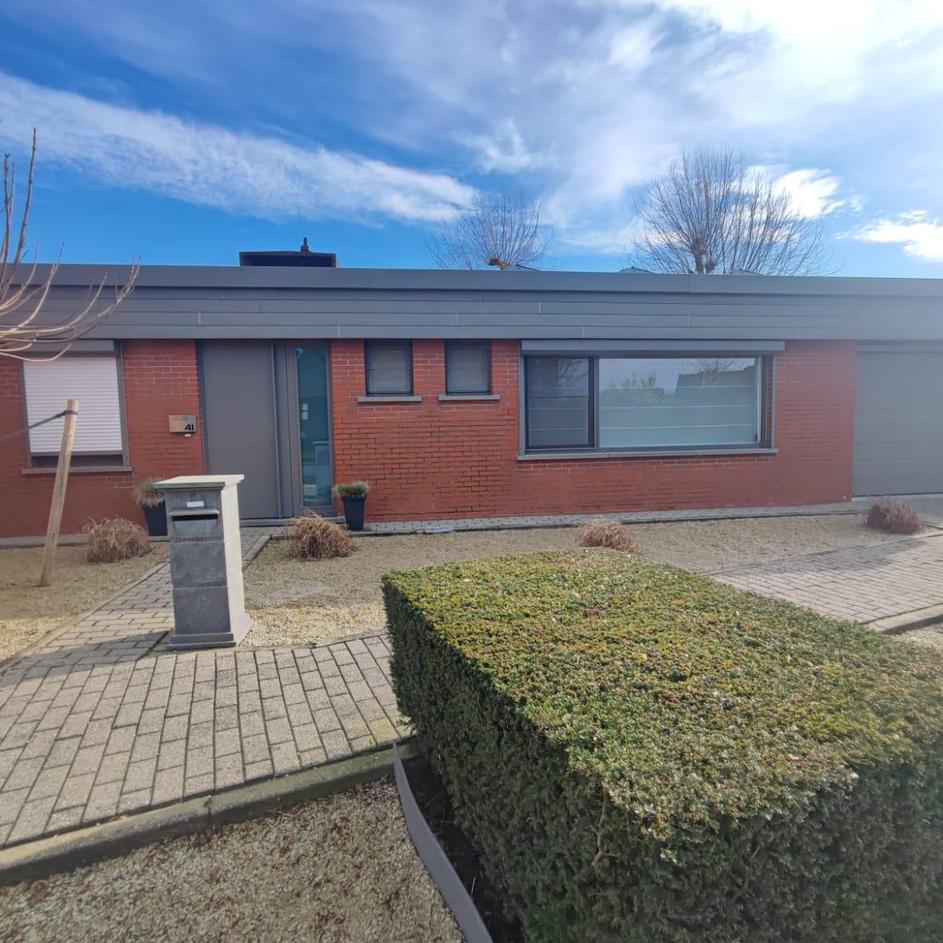 Façade avant rénovation - AVANT ET APRÈS