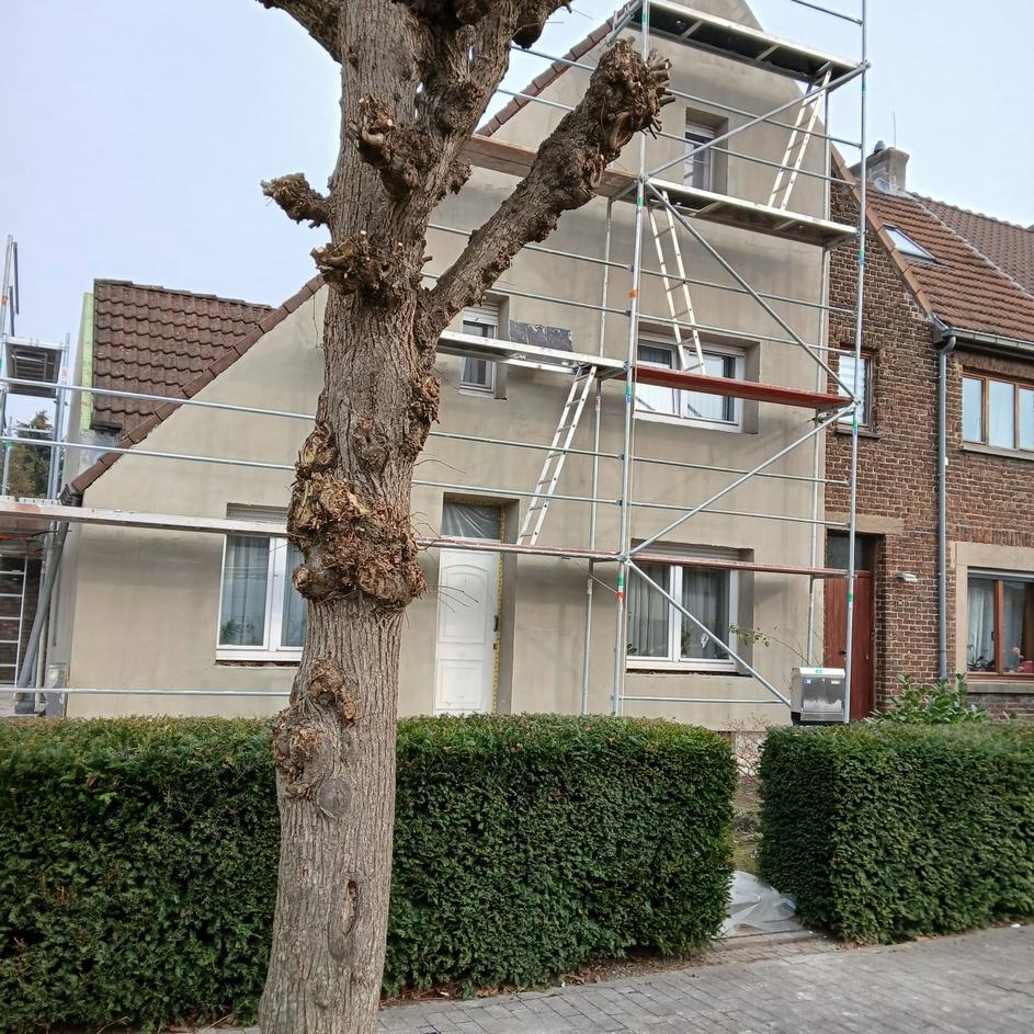 Façade avant rénovation - Quelle transformation!