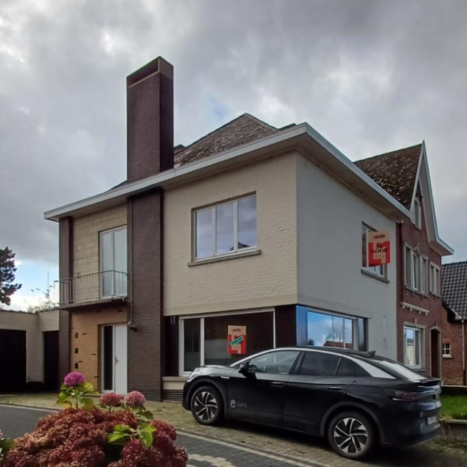 Façade avant rénovation - Une mise à jour rafraîchissante