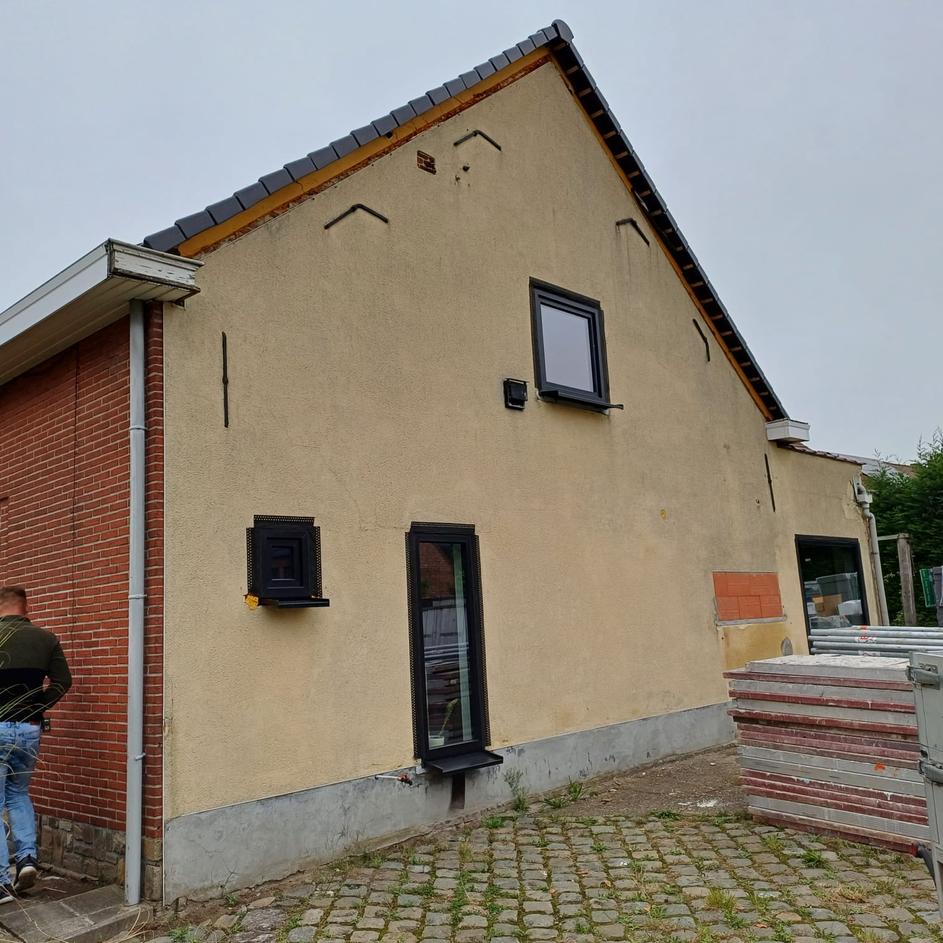 Gevel voor renovatie - Wat een resultaat!