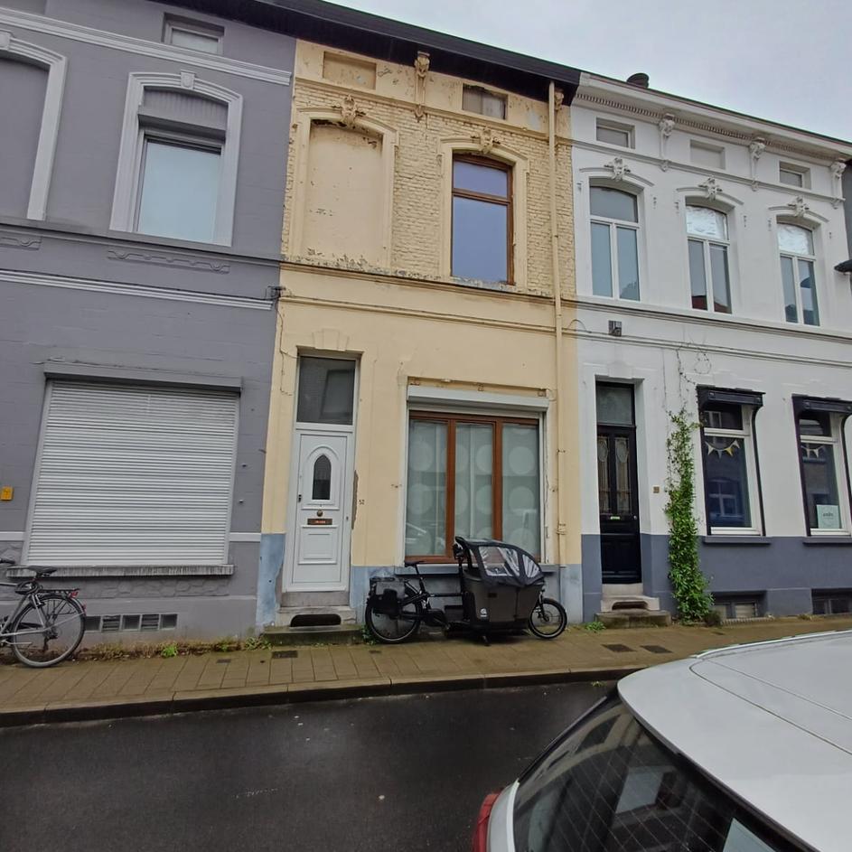 Façade avant rénovation - Quel résultat!