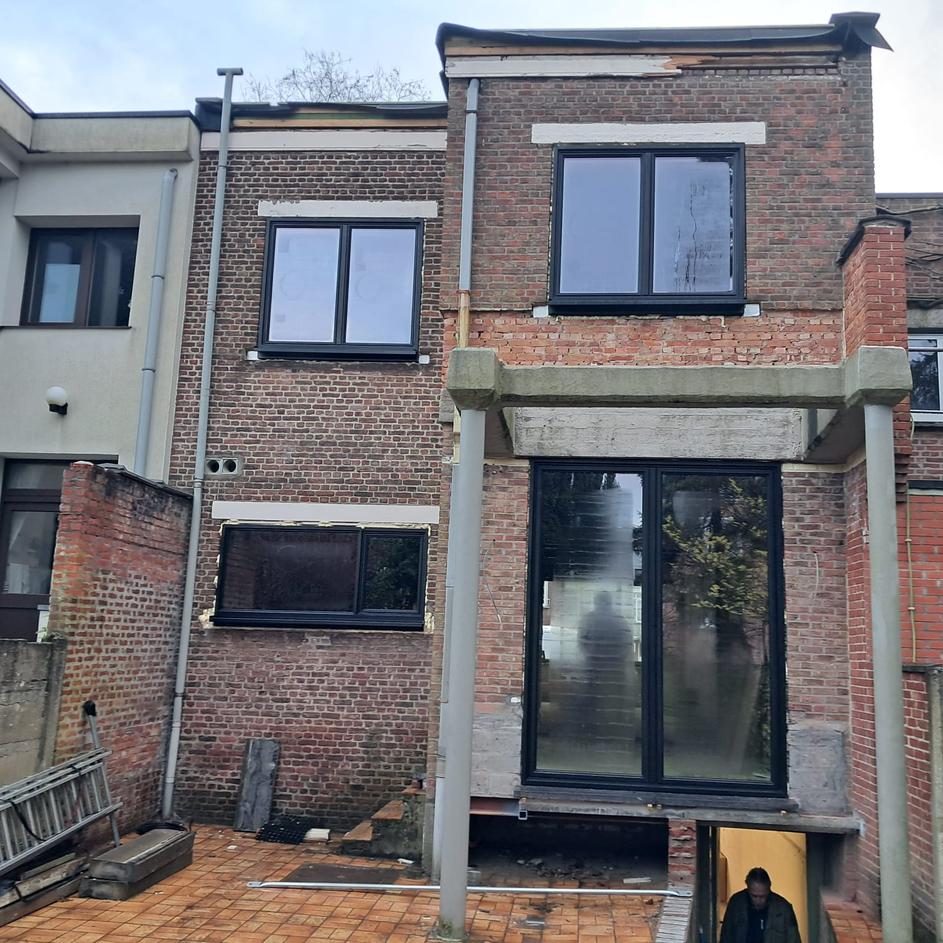 Façade avant rénovation - Transformation à Wilrijk!