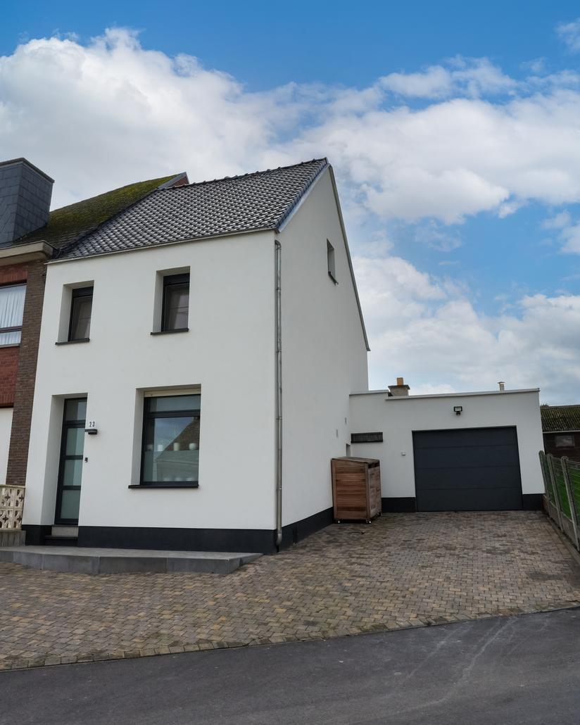 Gevelrenovatie met crepi in Brakel