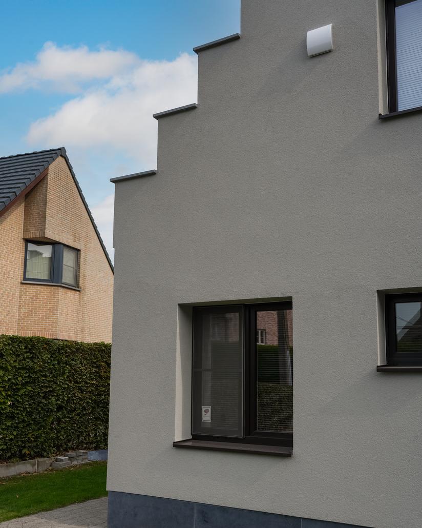 Gevelrenovatie met crepi in Evergem