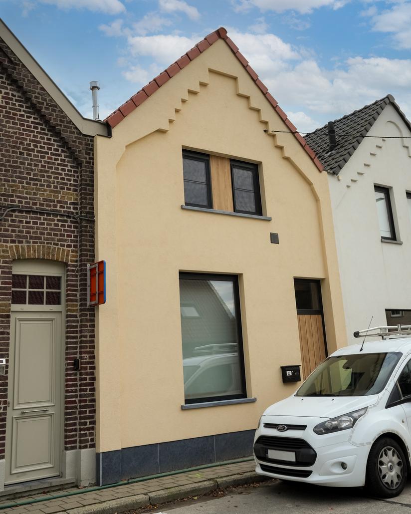 Gevelrenovatie met crepi in Nederename