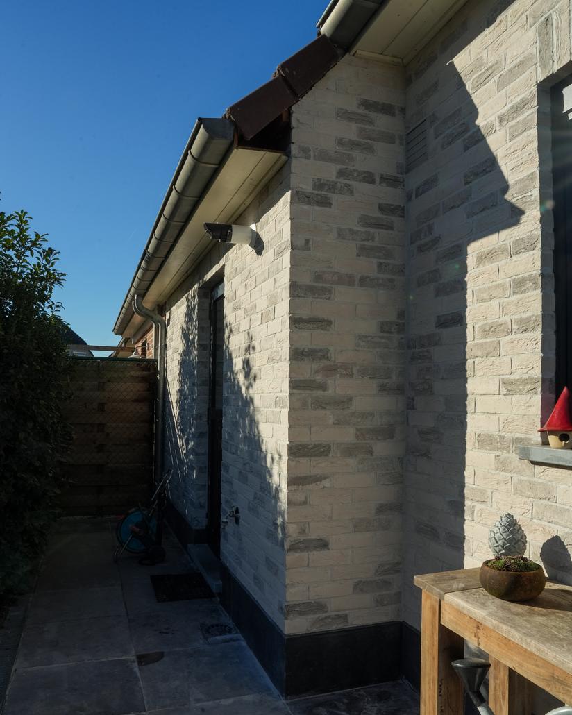 Gevelisolatie met spuitkurk in De Klinge