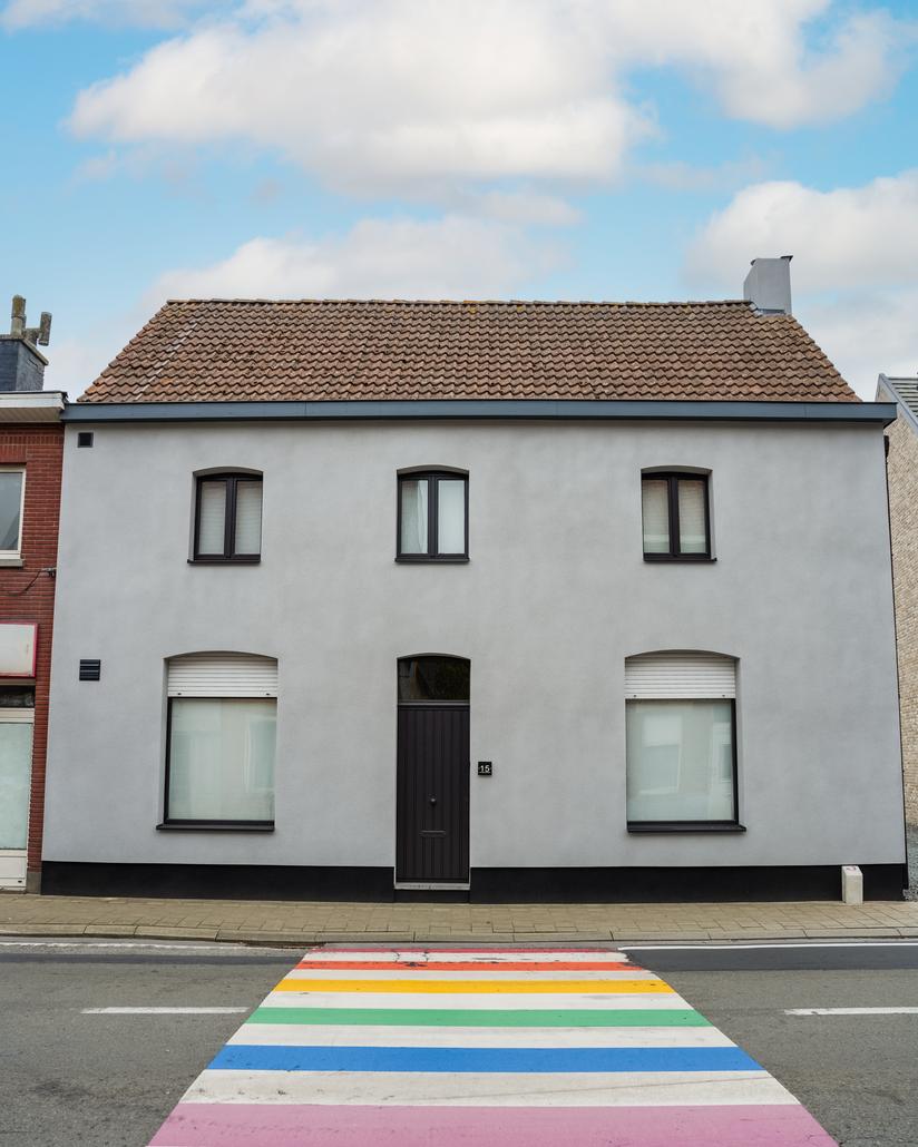 Gevelrenovatie met spuitkurk in Berlare