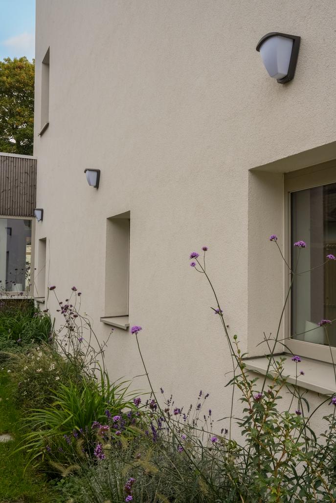 Gevelrenovatie met crepi in Mariakerke