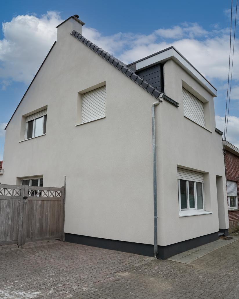 Spuitkurk gevelrenovatie Putte