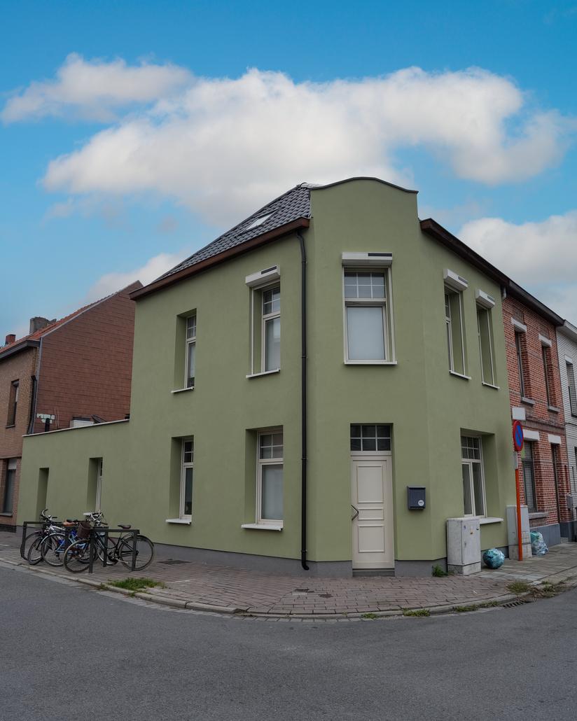 Gevelrenovatie met crepi in Sint-Niklaas