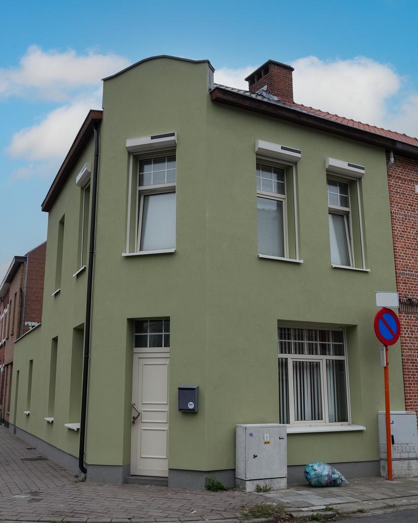 Gevelrenovatie met crepi in Sint-Niklaas