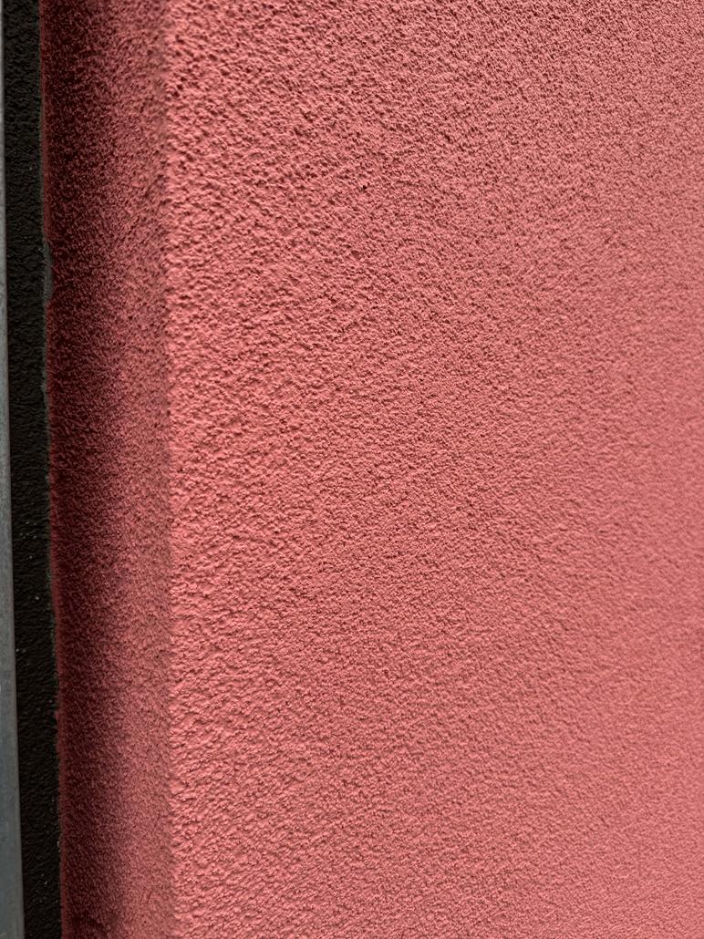 Isolation de façade et crepi rose à Gand