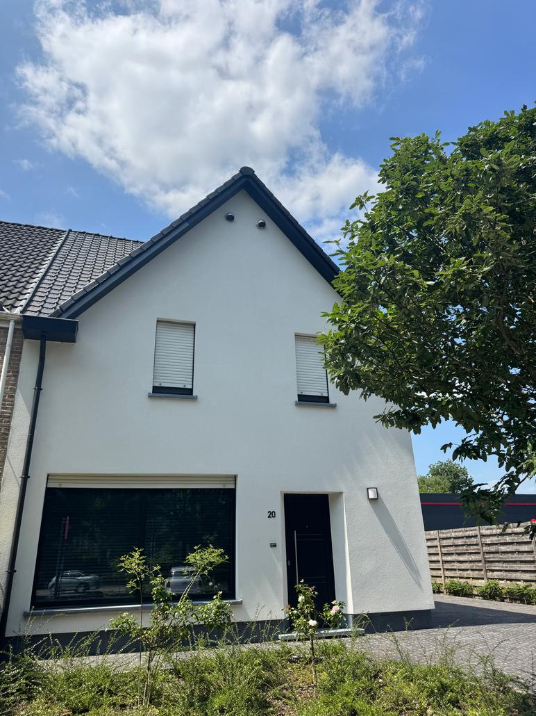 Gevel en dak vernieuwd in De Pinte