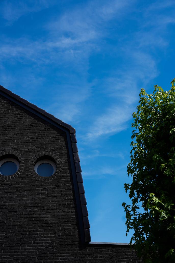 Steenstrips en isolatie gevel Hulst