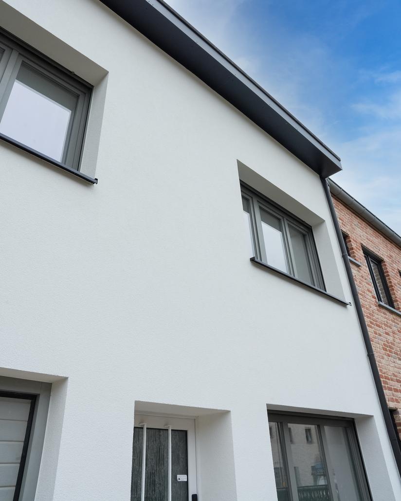 Rénovation de façade avec crépi à Schilde