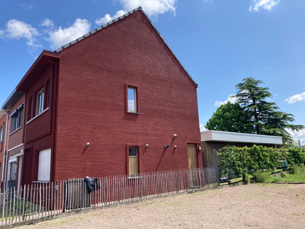 Renovation de facade avec liege projete Sint-Niklaas