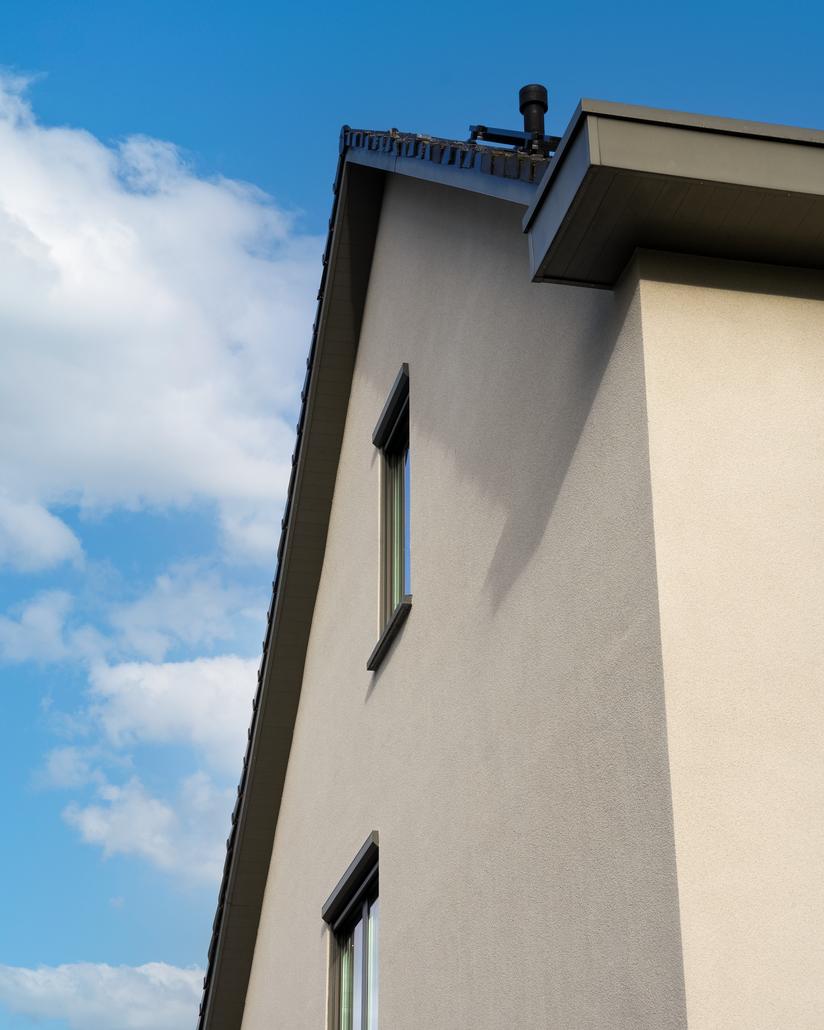 Gevelrenovatie met spuitkurk in Sint-Gillis