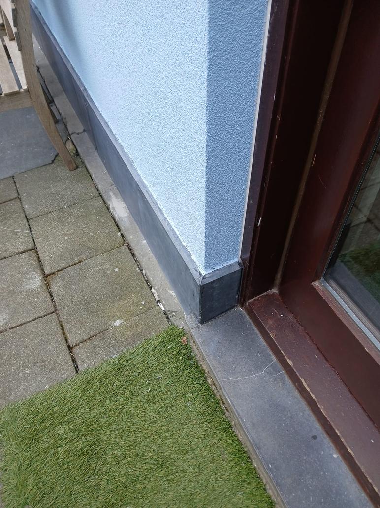 Façade arrière en crepi bleu à Hemiksem