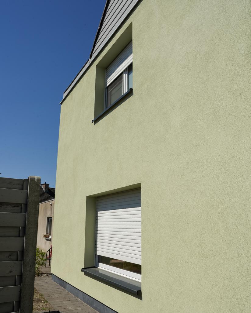 Gevelrenovatie met crepi in Eeklo