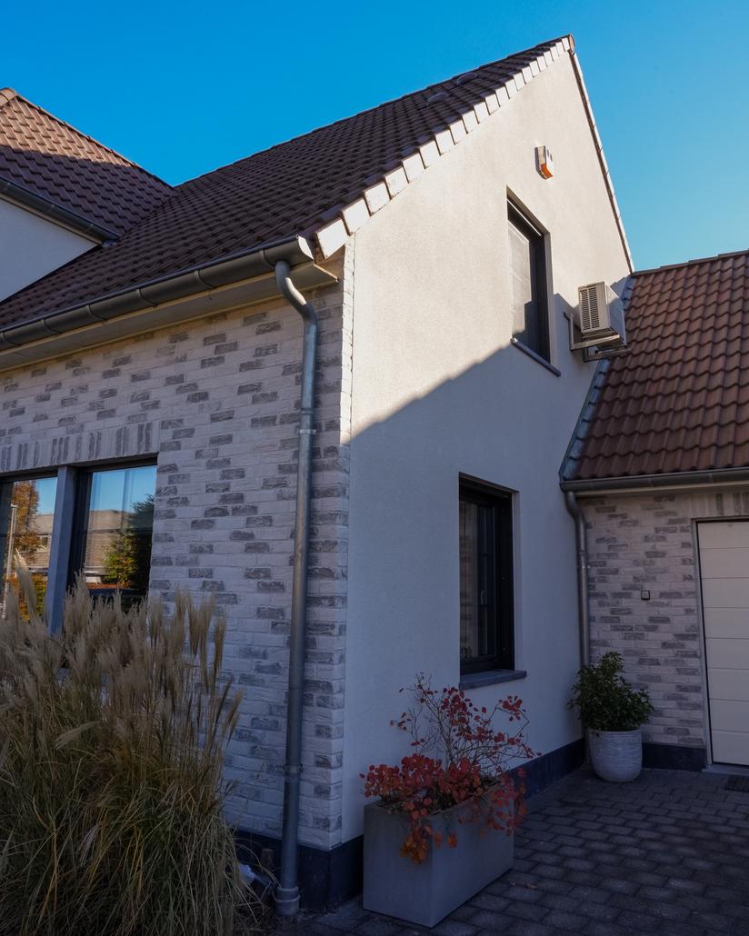 Gevelisolatie met spuitkurk in De Klinge