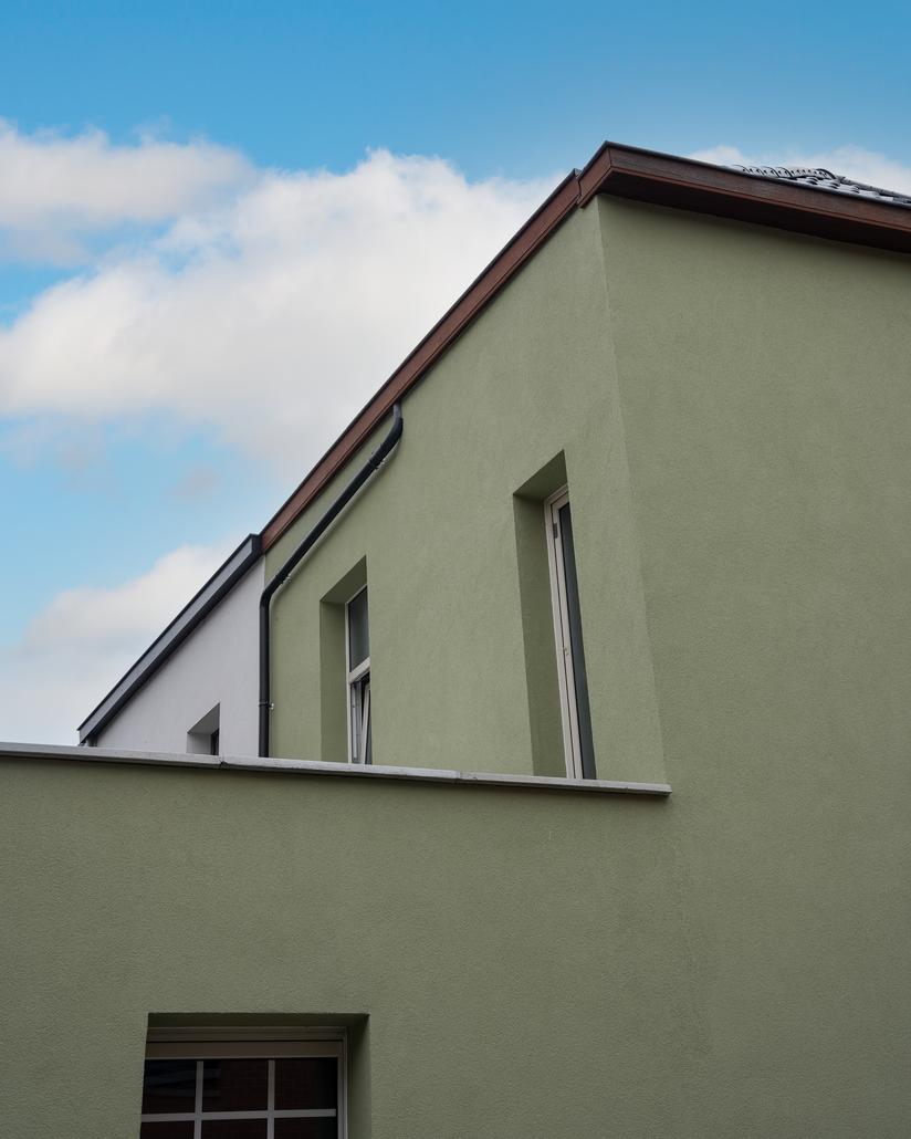 Gevelrenovatie met crepi in Sint-Niklaas