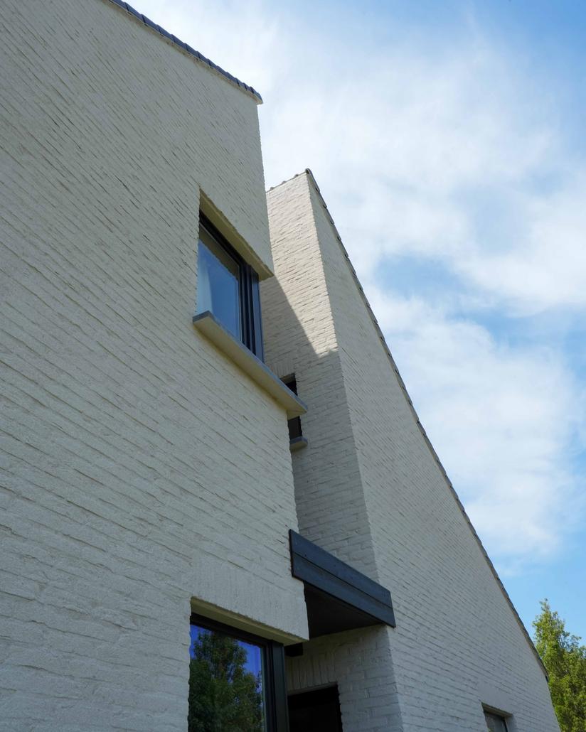 Spuitkurk gevelrenovatie Koksijde