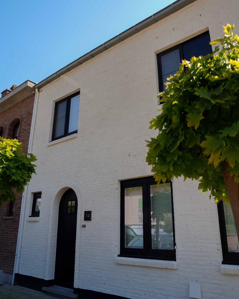 Spuitkurk gevelrenovatie in Temse
