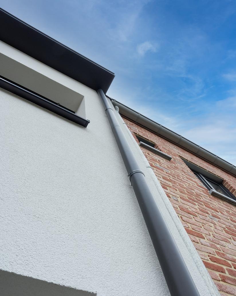 Rénovation de façade avec crépi à Schilde