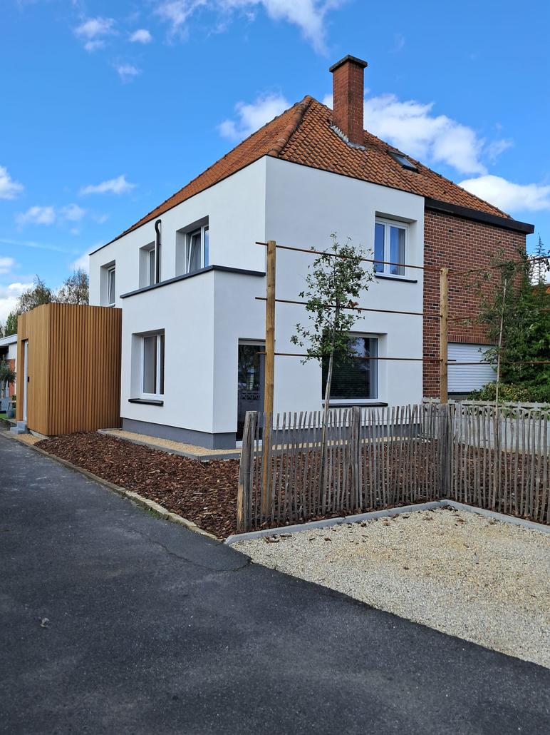 Isolation de facade et renovation de toit a Waregem