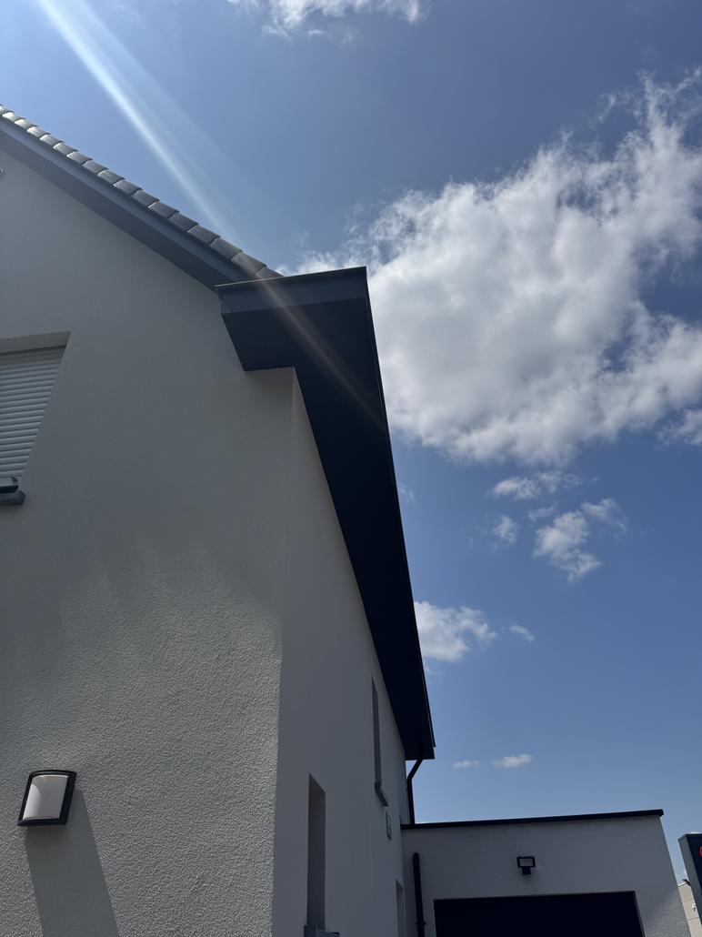 Gevel en dak vernieuwd in De Pinte