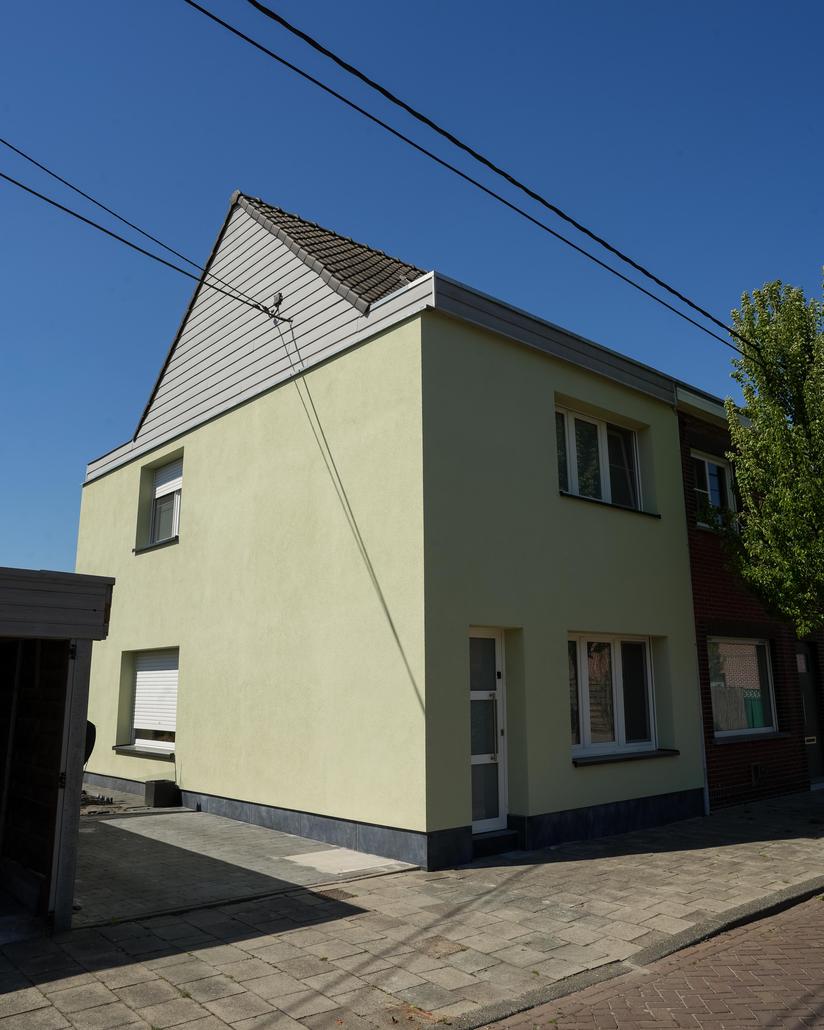 Gevelrenovatie met crepi in Eeklo