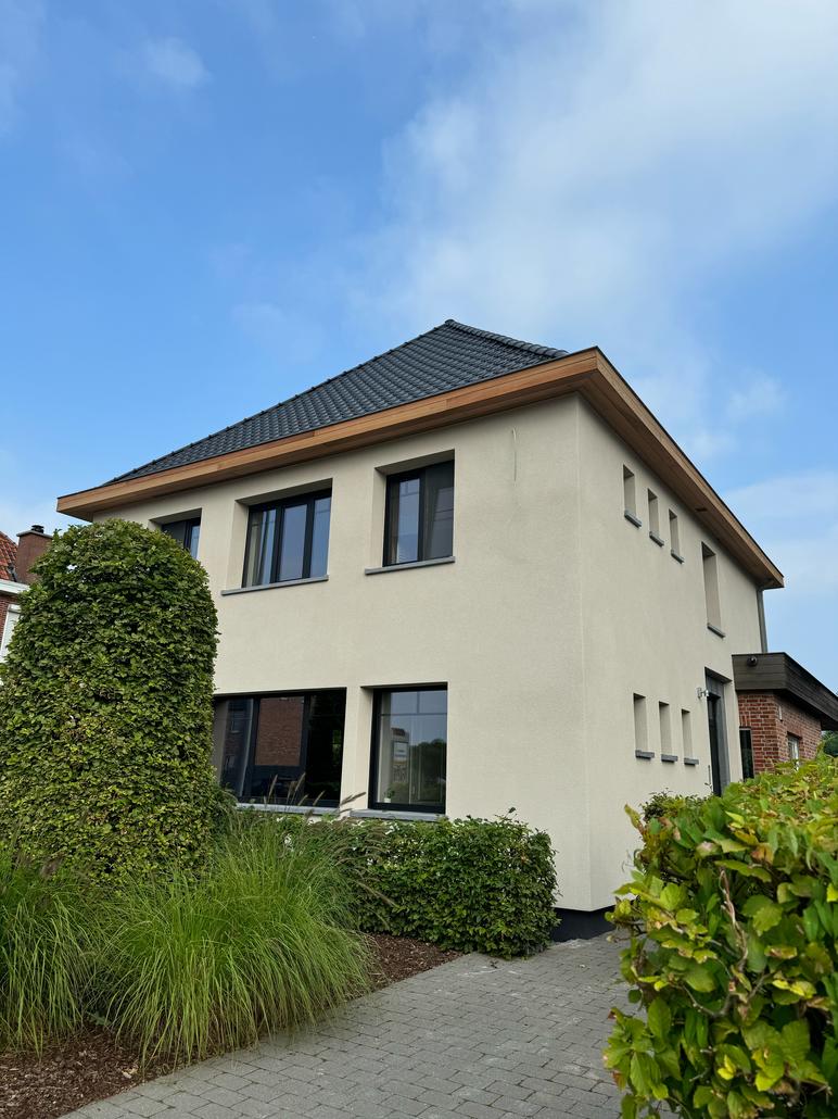 Isolation et spuitkurk toit Beveren