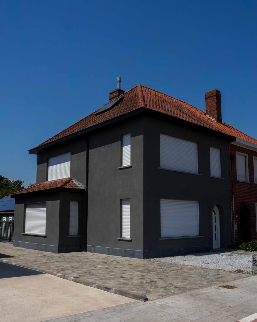 Spuitkurk gevelrenovatie in Sijsele