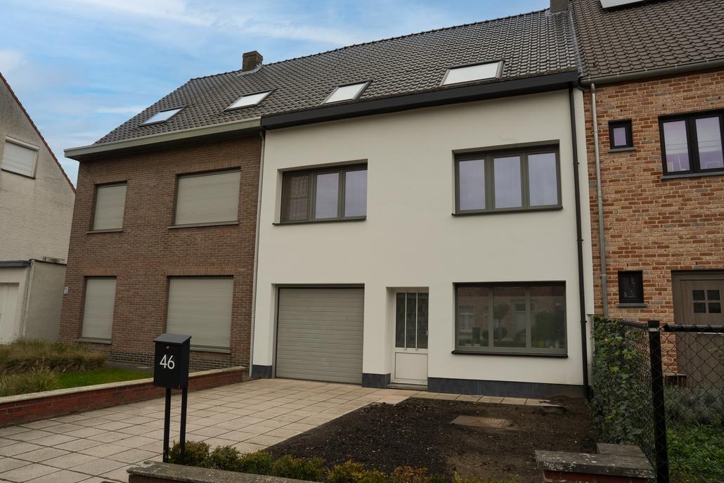 Rénovation de façade avec crépi à Schilde