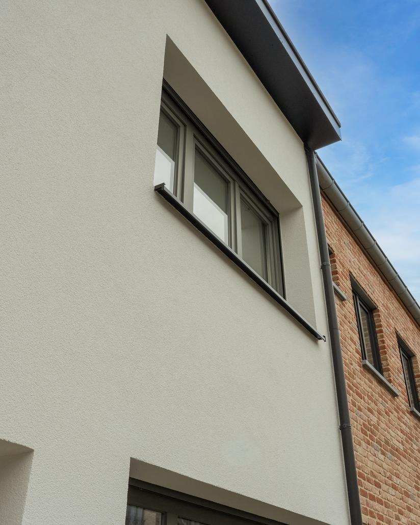 Rénovation de façade avec crépi à Schilde
