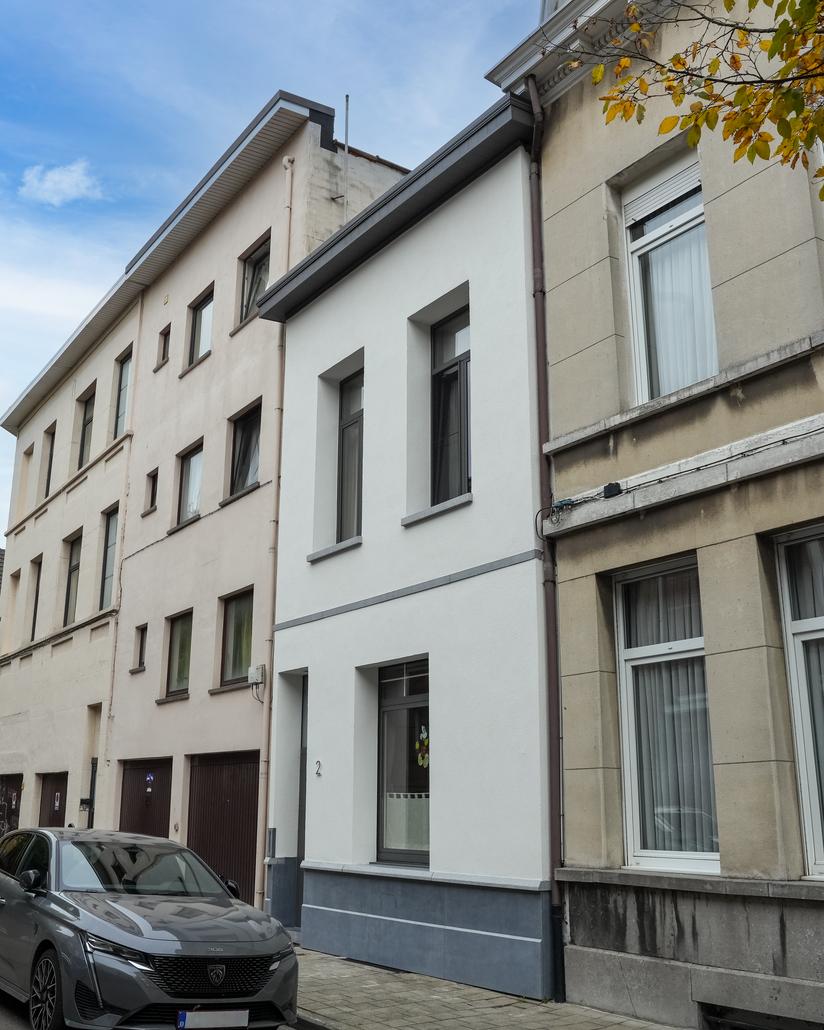 Rénovation de façade avec crépi à Berchem